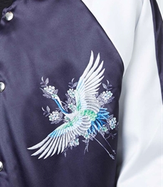 市场上装-夹克-时尚男装夹克