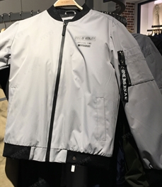 市场上装-夹克-（实拍）时尚男装夹克