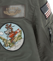 市场上装-夹克-休闲男装夹克