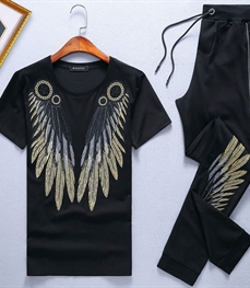 市场上装-套装-休闲男装套装