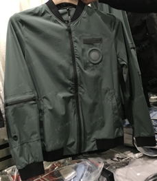 市场上装-夹克-（实拍）时尚男装夹克