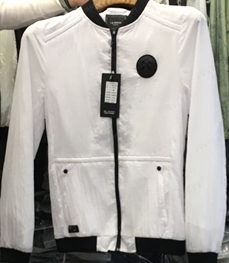 市场上装-夹克-（实拍）时尚男装夹克