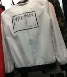 市场上装-夹克-（实拍）时尚男装夹克