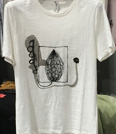 市场上装-T恤-（实拍）时尚男装t恤