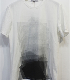 市场上装-T恤-时尚男装t恤