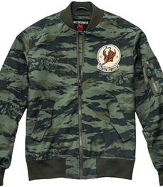 市场上装-夹克-时尚男装夹克