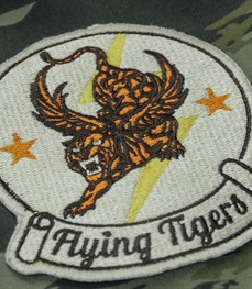 市场上装-夹克-时尚男装夹克