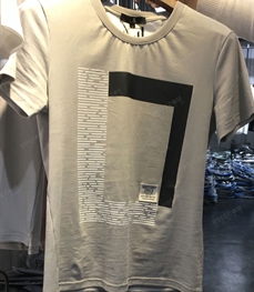 市场上装-T恤-（实拍）时尚男装t恤