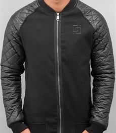 市场上装-夹克-时尚男装夹克