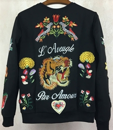 市场上装-卫衣-时尚男装卫衣