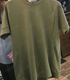 市场上装-T恤-（实拍）时尚男装t恤