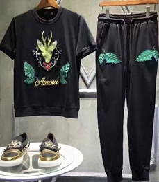 市场上装-套装-休闲男装套装