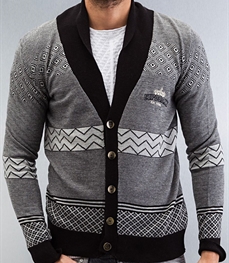 市场上装-毛衫-时尚男装毛衫