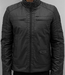 市场上装-夹克-时尚男装夹克
