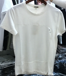 市场上装-T恤-（实拍）时尚男装t恤