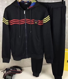 市场上装-套装-休闲男装套装