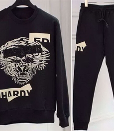 市场上装-套装-休闲男装套装