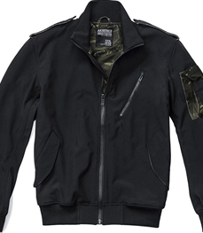 市场上装-夹克-时尚男装夹克