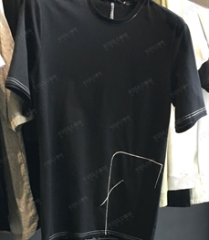 市场上装-T恤-（实拍）时尚男装t恤