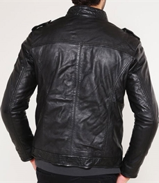 市场上装-皮衣-时尚男装皮衣