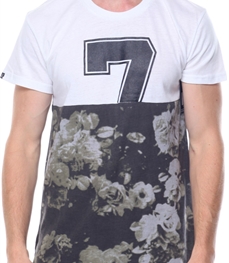 市场上装-T恤-时尚男装t恤