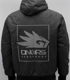 市场上装-夹克-时尚男装夹克