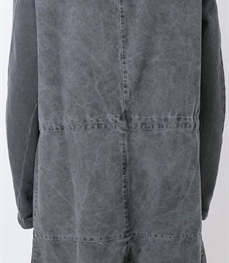 市场上装-中长外套-休闲男装马甲