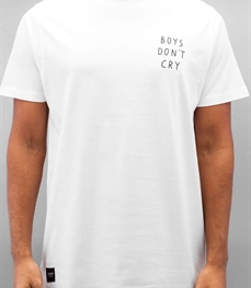 市场上装-T恤-时尚男装t恤