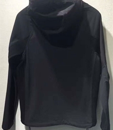 市场上装-夹克-时尚男装夹克