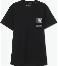 市场上装-T恤-休闲男装t恤