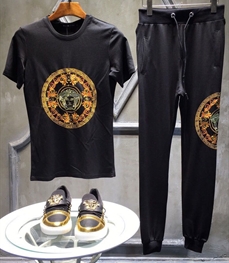 市场上装-套装-休闲男装套装