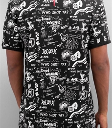 市场上装-T恤-时尚男装t恤