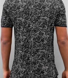 市场上装-T恤-时尚男装t恤