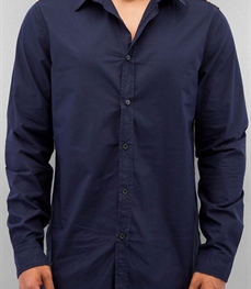 市场上装-衬衫-时尚男装衬衫