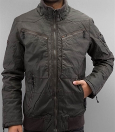 市场上装-皮衣-时尚男装皮衣