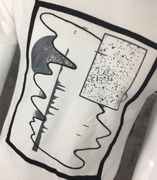 市场上装-T恤-时尚男装t恤