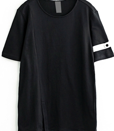 市场上装-T恤-休闲男装t恤