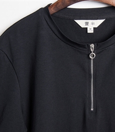 市场上装-T恤-时尚男装t恤