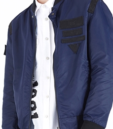 市场上装-夹克-时尚男装夹克