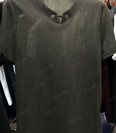 市场上装-T恤-时尚T恤【实拍】