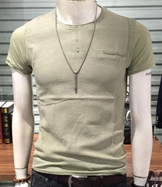 市场上装-T恤-时尚男装t恤