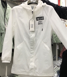 市场上装-中长外套-（实拍）休闲男装中长外套