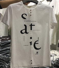 市场上装-T恤-（实拍）时尚男装t恤