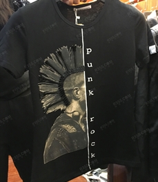 市场上装-T恤-（实拍）时尚男装t恤