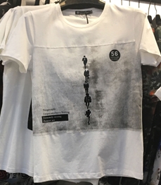 市场上装-T恤-（实拍）时尚男装t恤