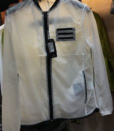 市场上装-夹克-（实拍）时尚男装夹克