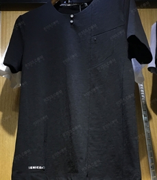 市场上装-T恤-（实拍）时尚男装t恤