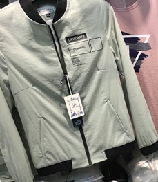 市场上装-夹克-（实拍）时尚男装夹克
