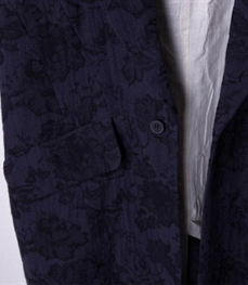 市场上装-马夹-时尚男装马甲