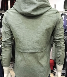 市场上装-中长外套-时尚男装中长外套